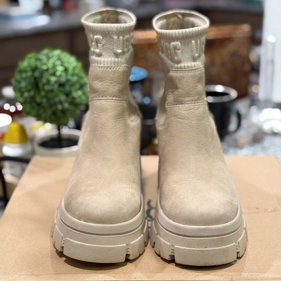 UGG Brooklyn Chelsea boots - Picture 5 of 6